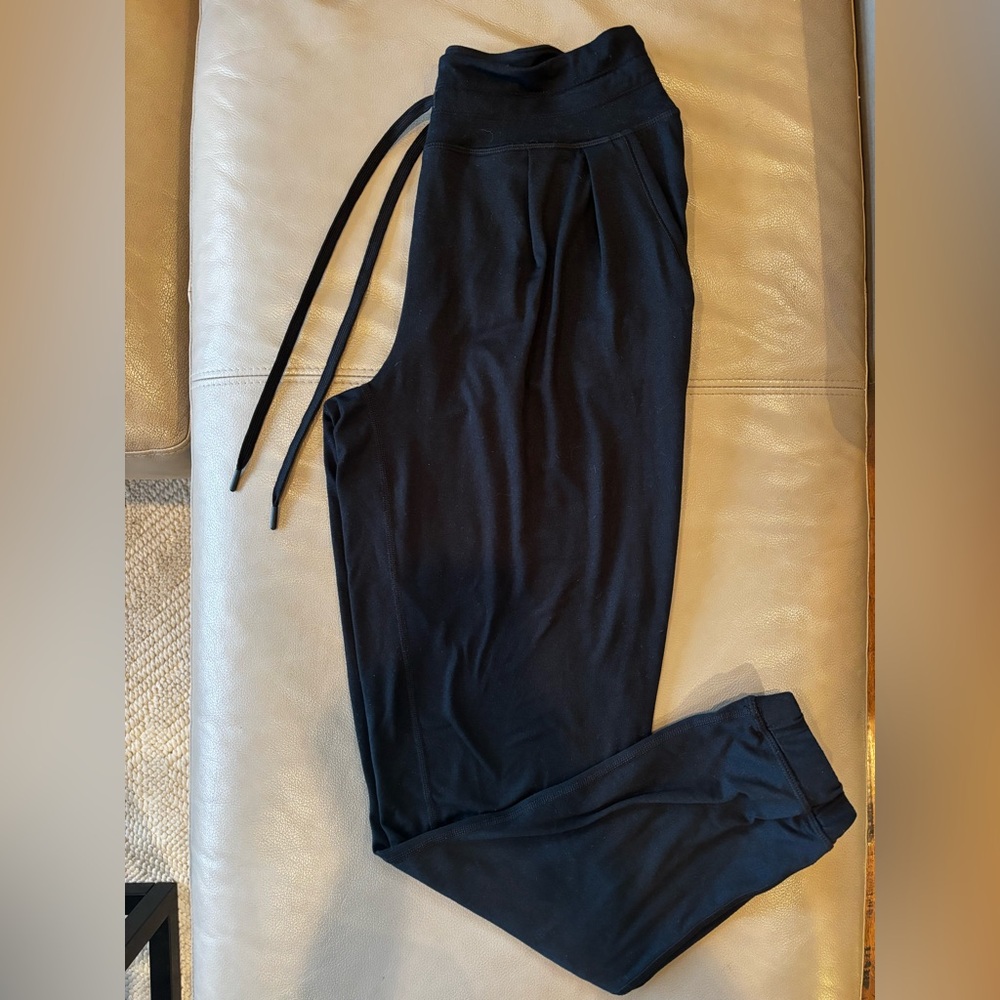 LOLE black joggers